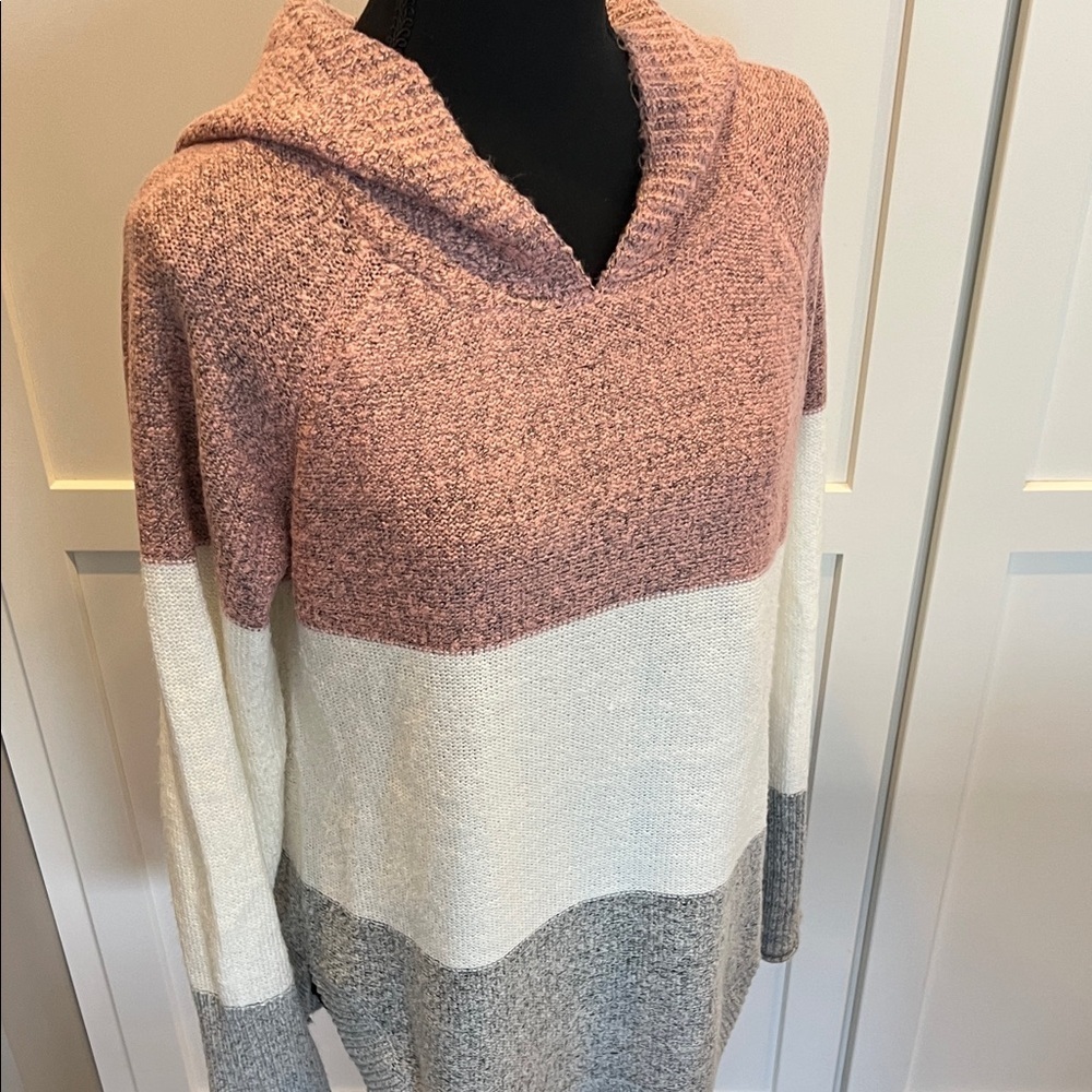 The Slope Colorblock Pullover Sweater - Pink, White, and Gray Size L - Picture 7 of 8